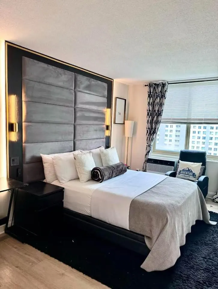 New Chic & Cozy 1Bd Apartment Near East River, Minutes From Central Park New York