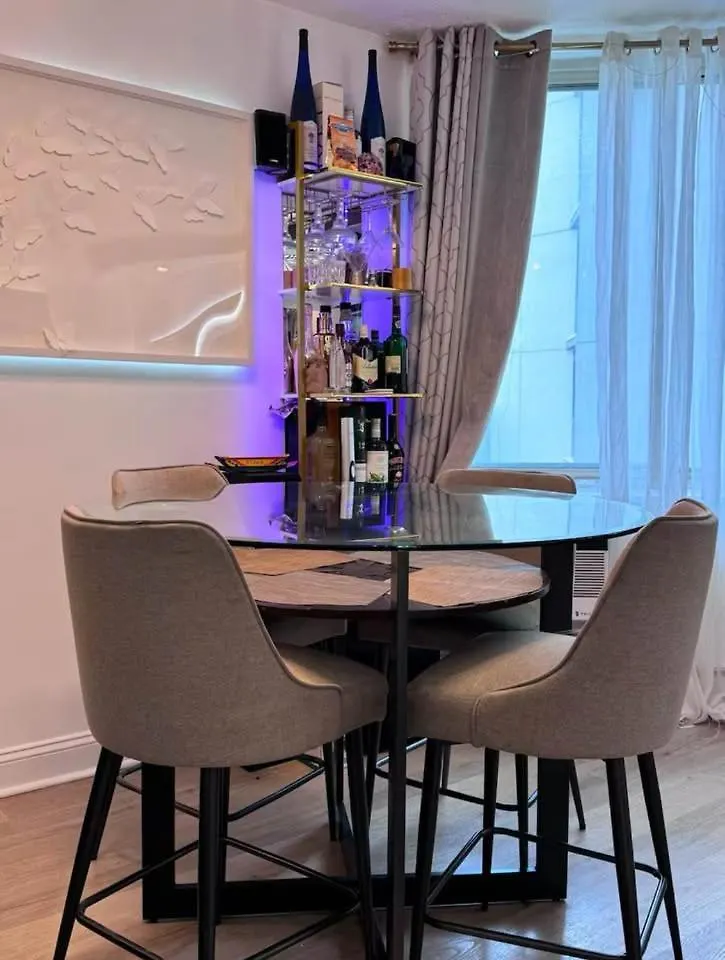 New Chic & Cozy 1Bd Apartment Near East River, Minutes From Central Park New York