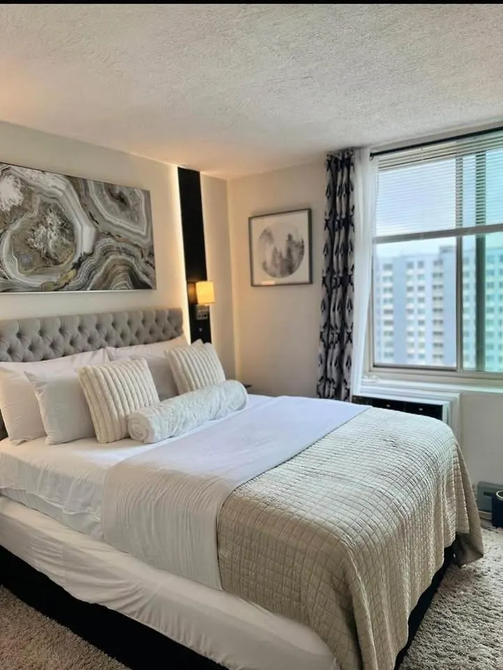 New Chic & Cozy 1Bd Apartment Near East River, Minutes From Central Park New York ABD