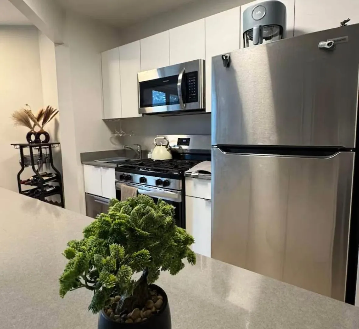 New Chic & Cozy 1Bd Apartment Near East River, Minutes From Central Park New York