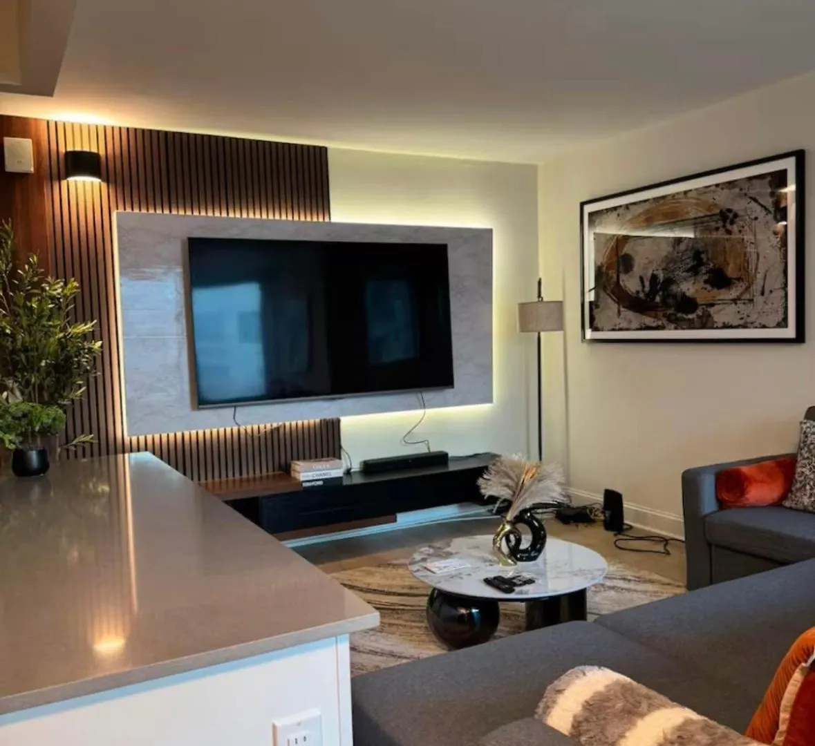 New Chic & Cozy 1Bd Apartment Near East River, Minutes From Central Park New York